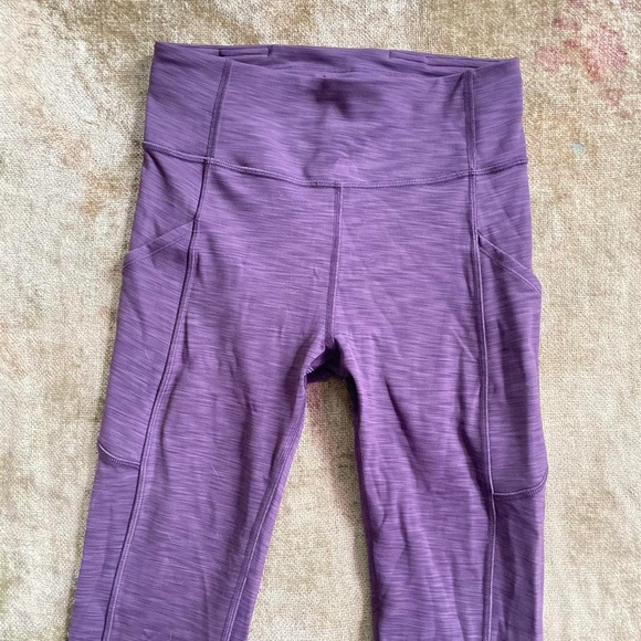 Lululemon Purple 3/4 Leggings - Picture 3 of 4
